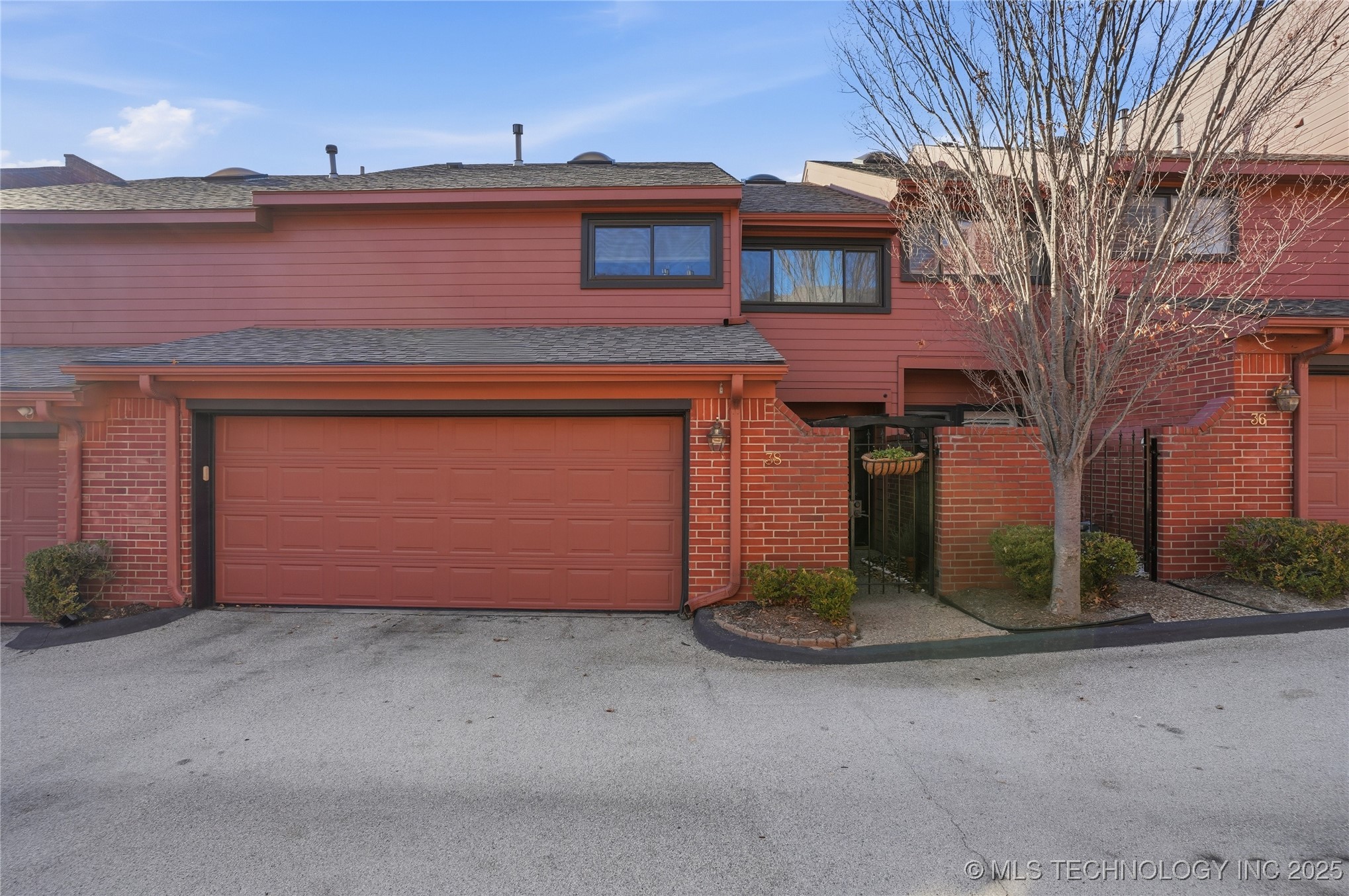 38 S Woodward Boulevard 16 Property Photo 58