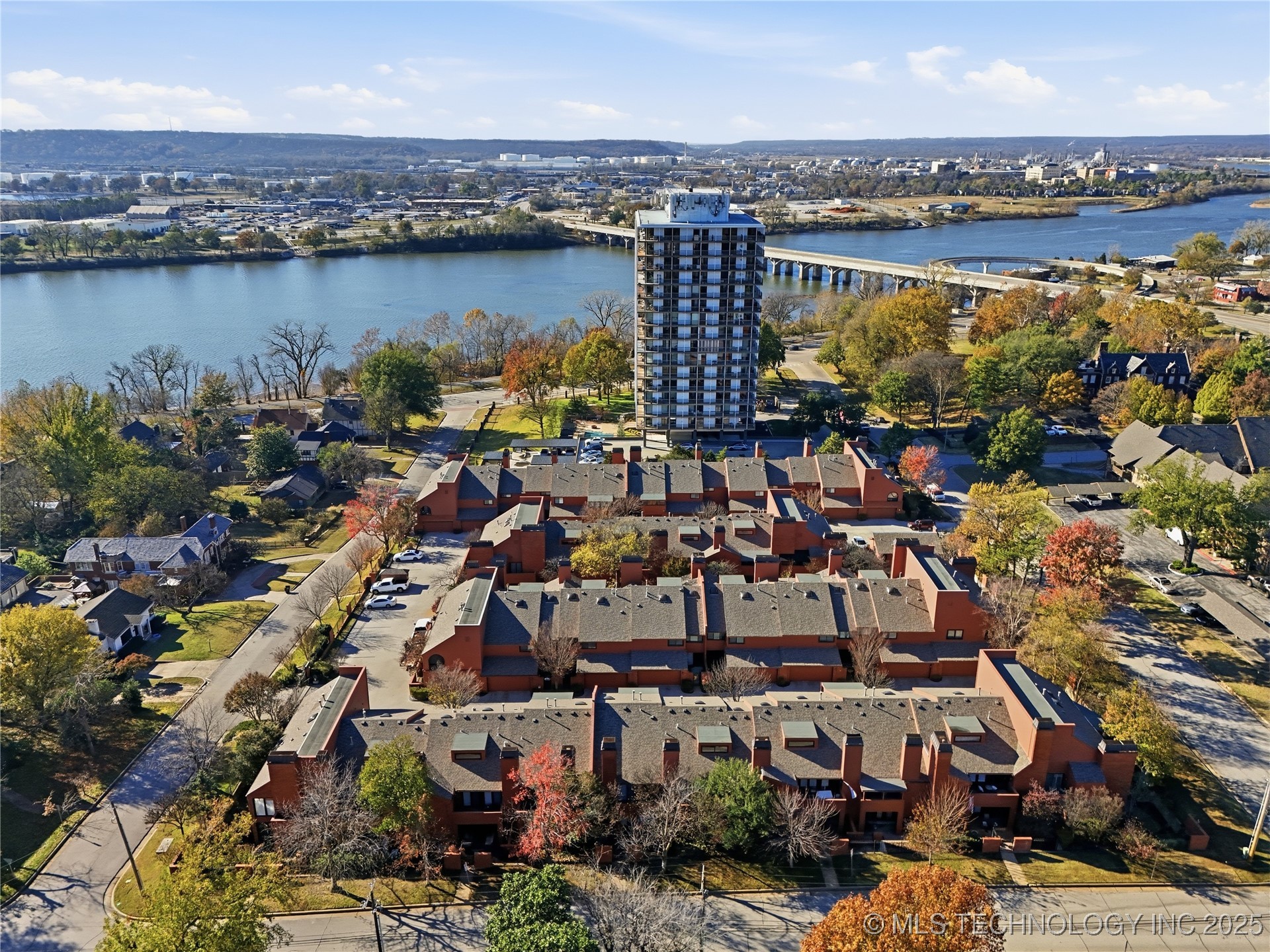 38 S Woodward Boulevard 16 Property Photo 64