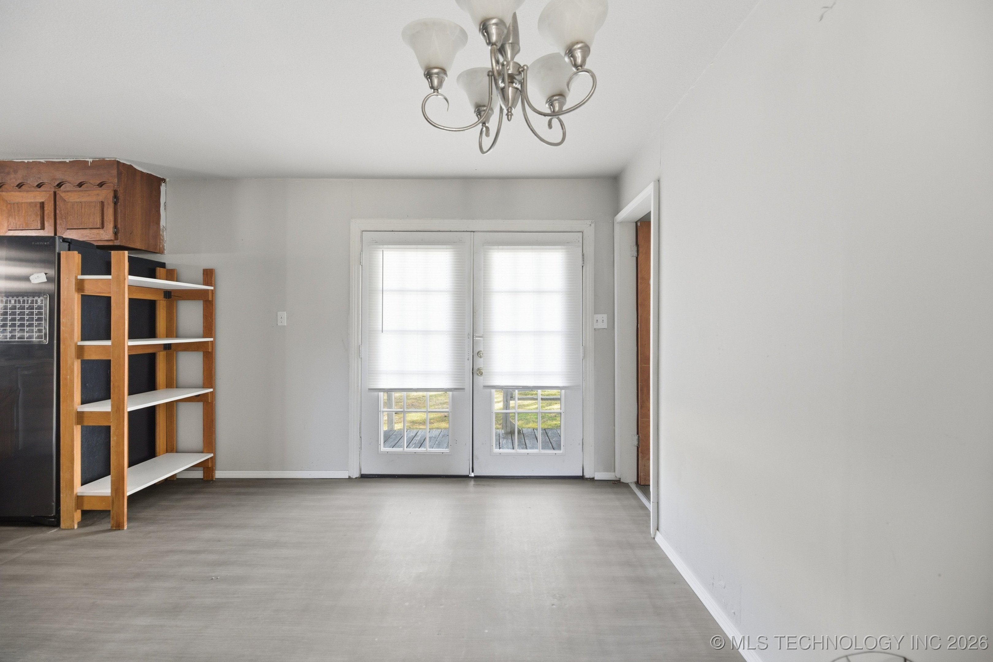 219 Se 1st Street Property Photo 6