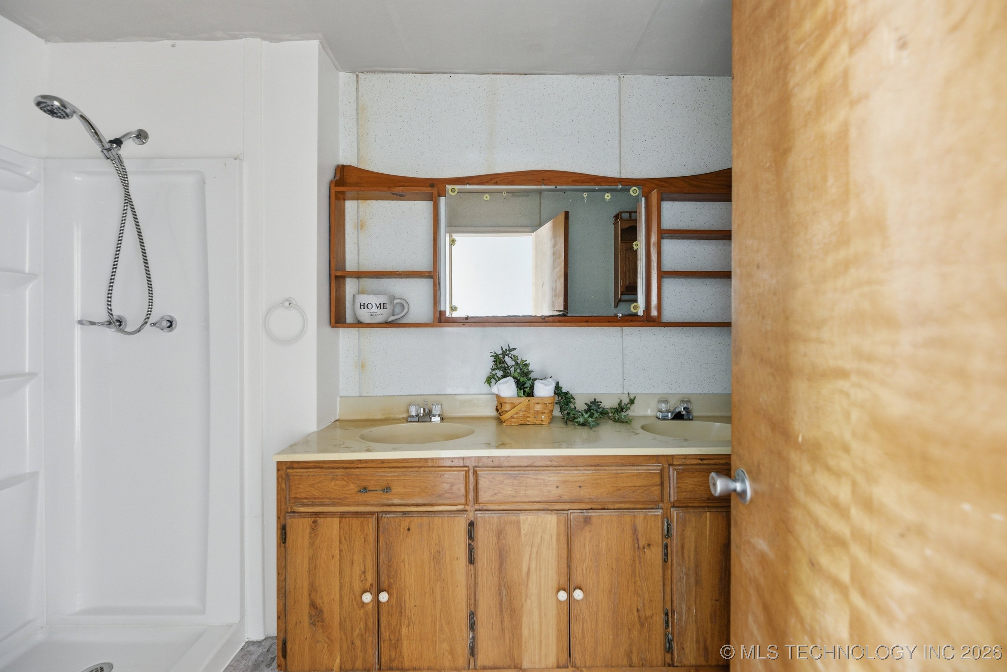 219 Se 1st Street Property Photo 11