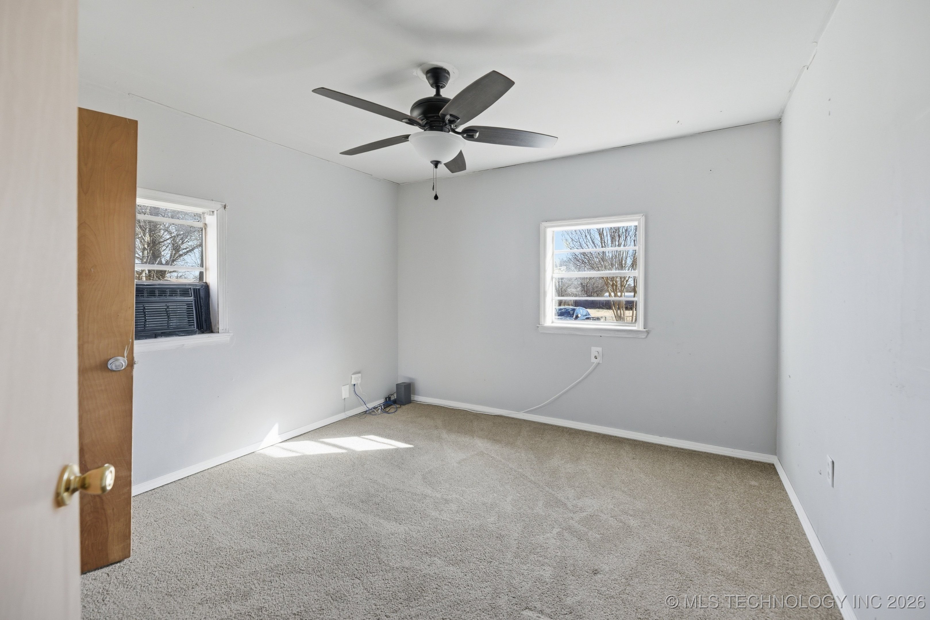 219 Se 1st Street Property Photo 16