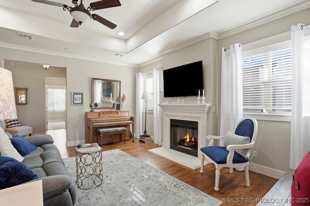 8434 S Phoenix Place Property Photo 5