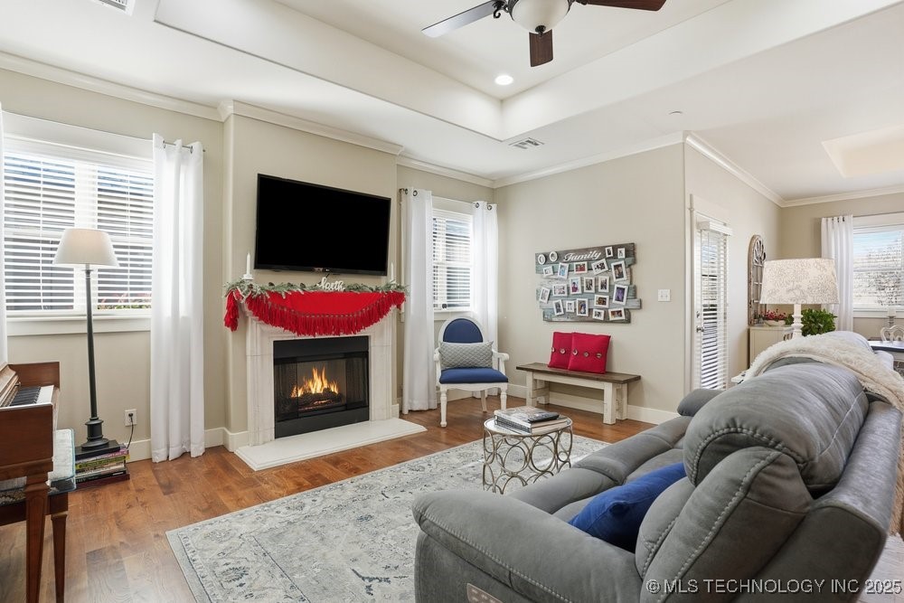 8434 S Phoenix Place Property Photo 6