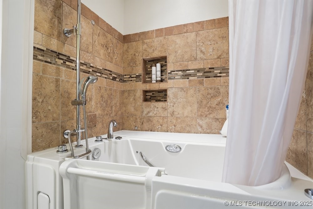 8434 S Phoenix Place Property Photo 38