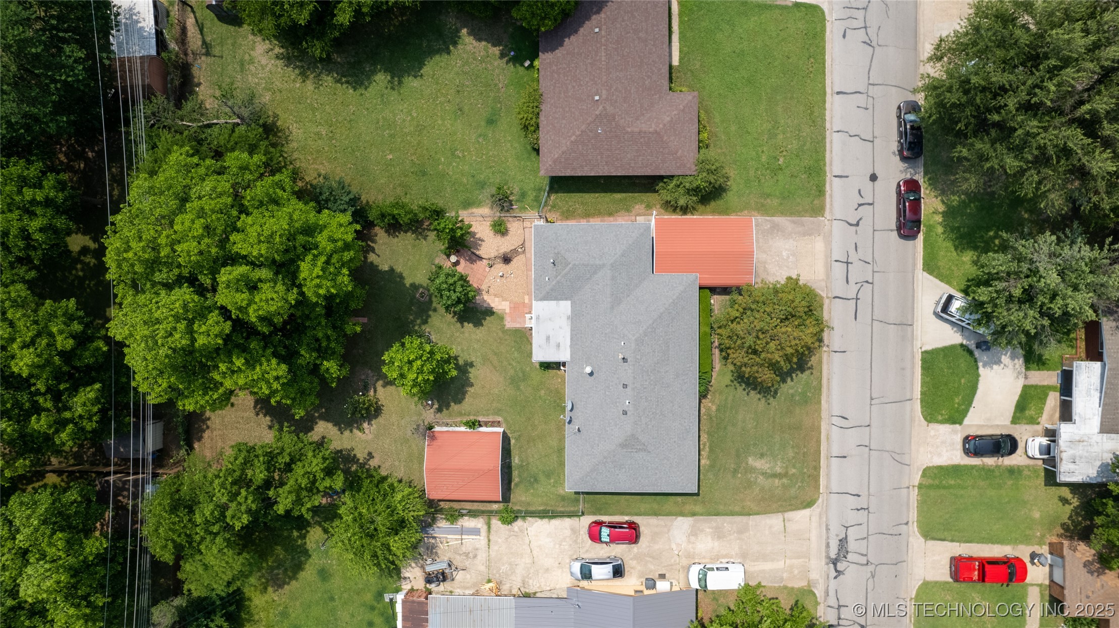 912 Maxwell Nw Property Photo 37