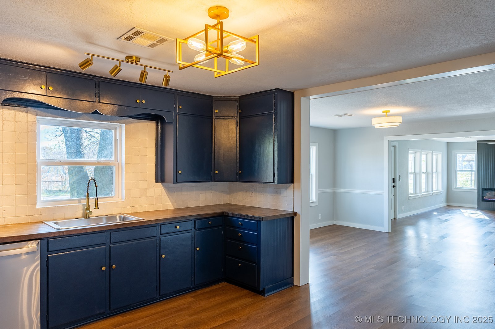 2636 S 65th West Avenue Property Photo 23