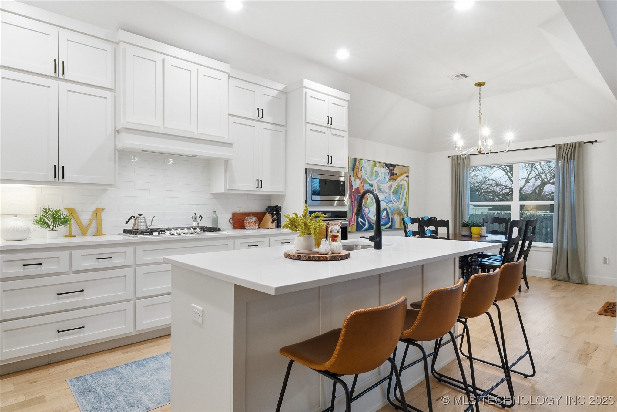 14145 S College Avenue Property Photo 9