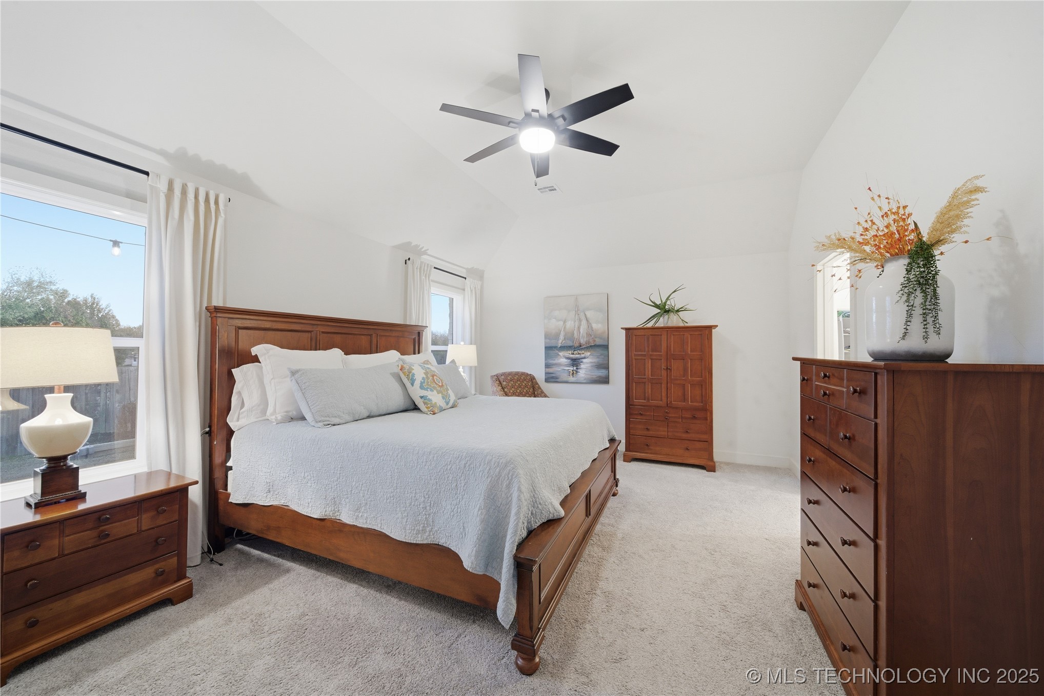 14145 S College Avenue Property Photo 16