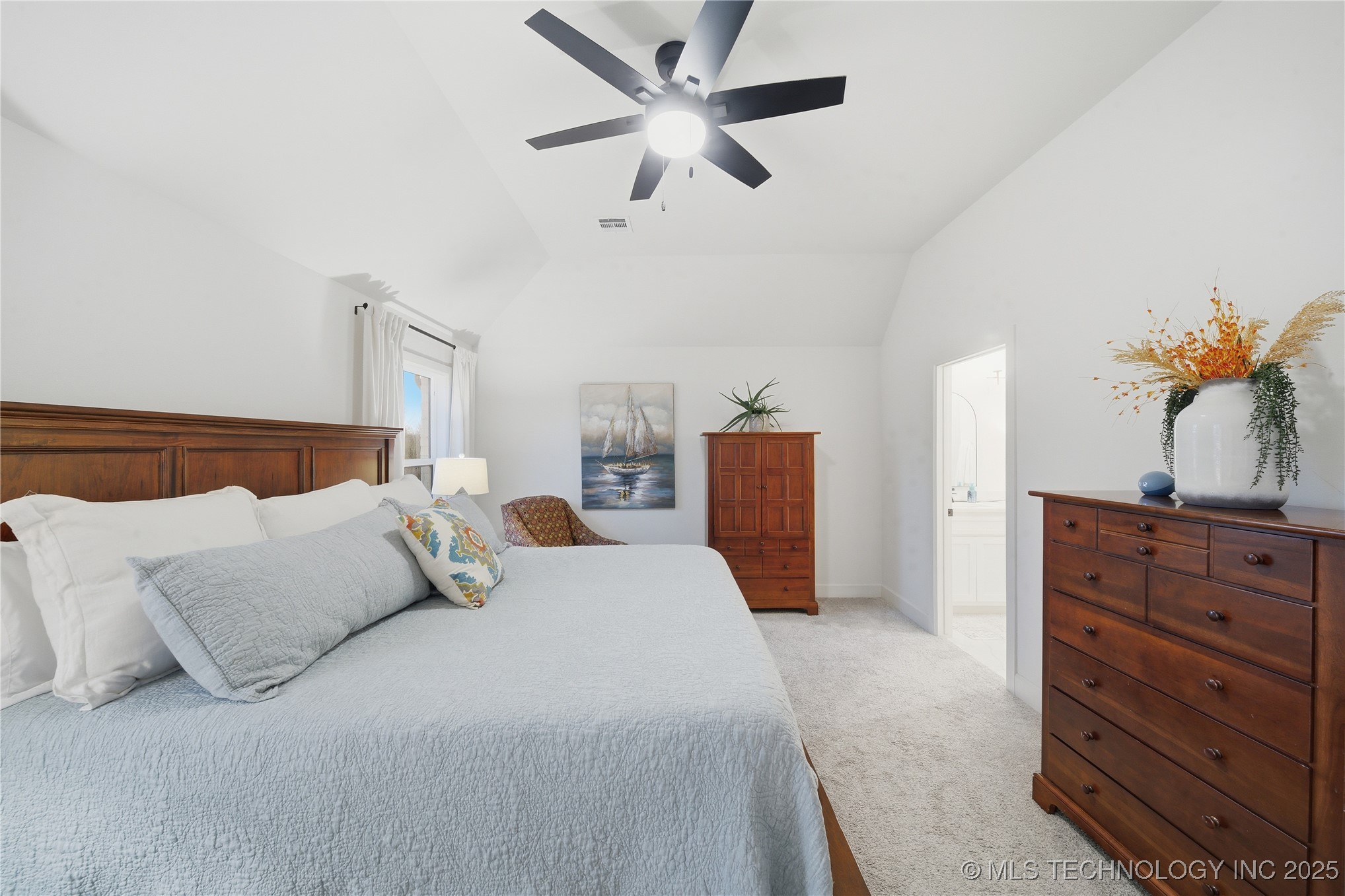 14145 S College Avenue Property Photo 17