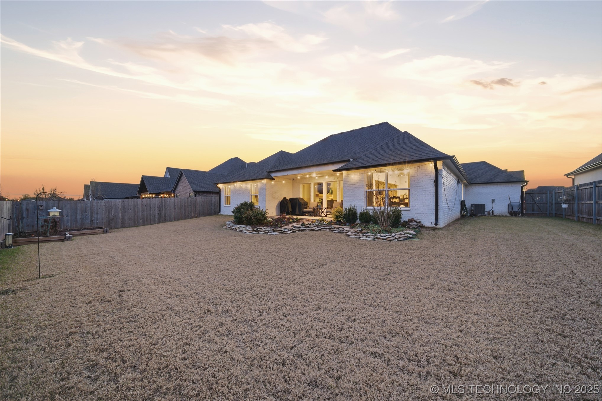 14145 S College Avenue Property Photo 28