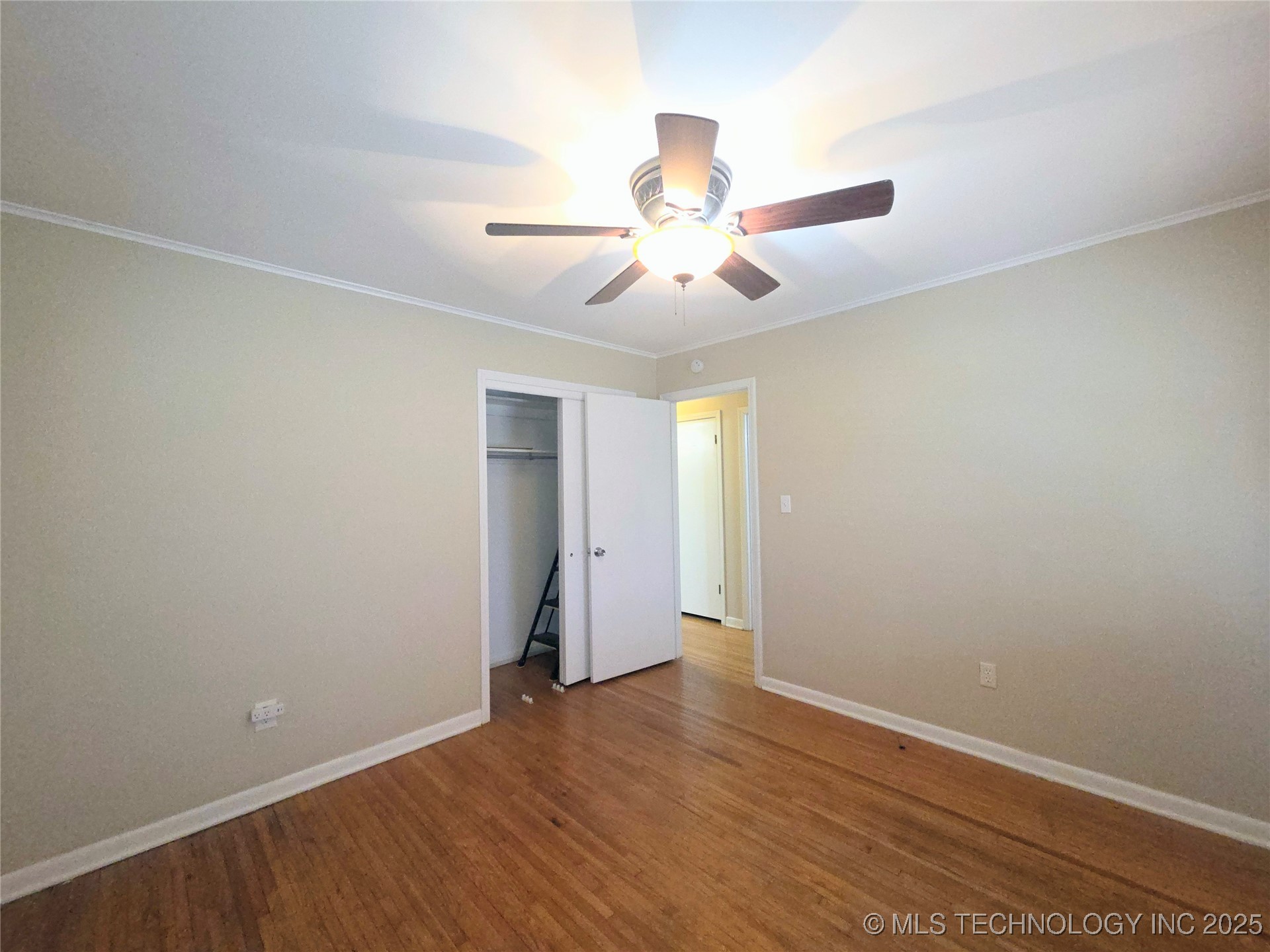 4524 S Quaker Avenue Property Photo 16