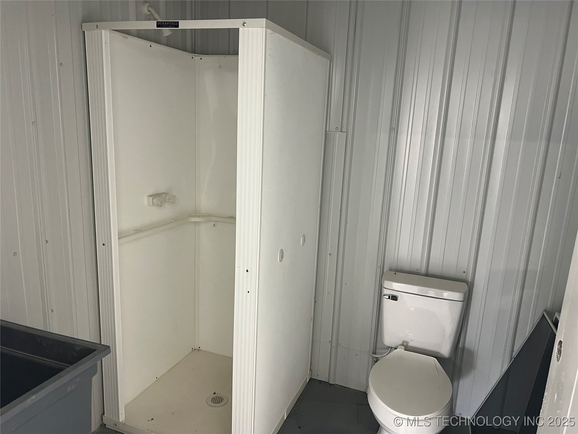 5577 W 630 Road Property Photo 8