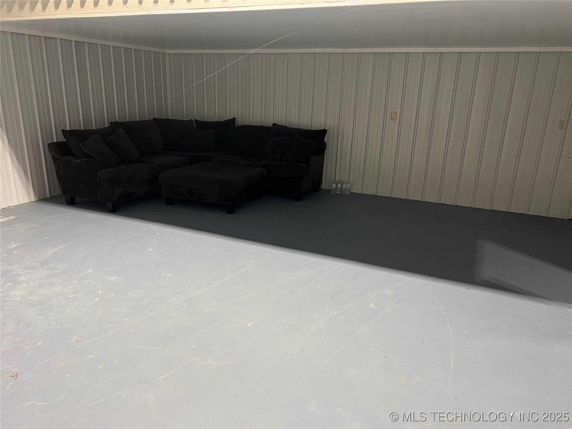 5577 W 630 Road Property Photo 11