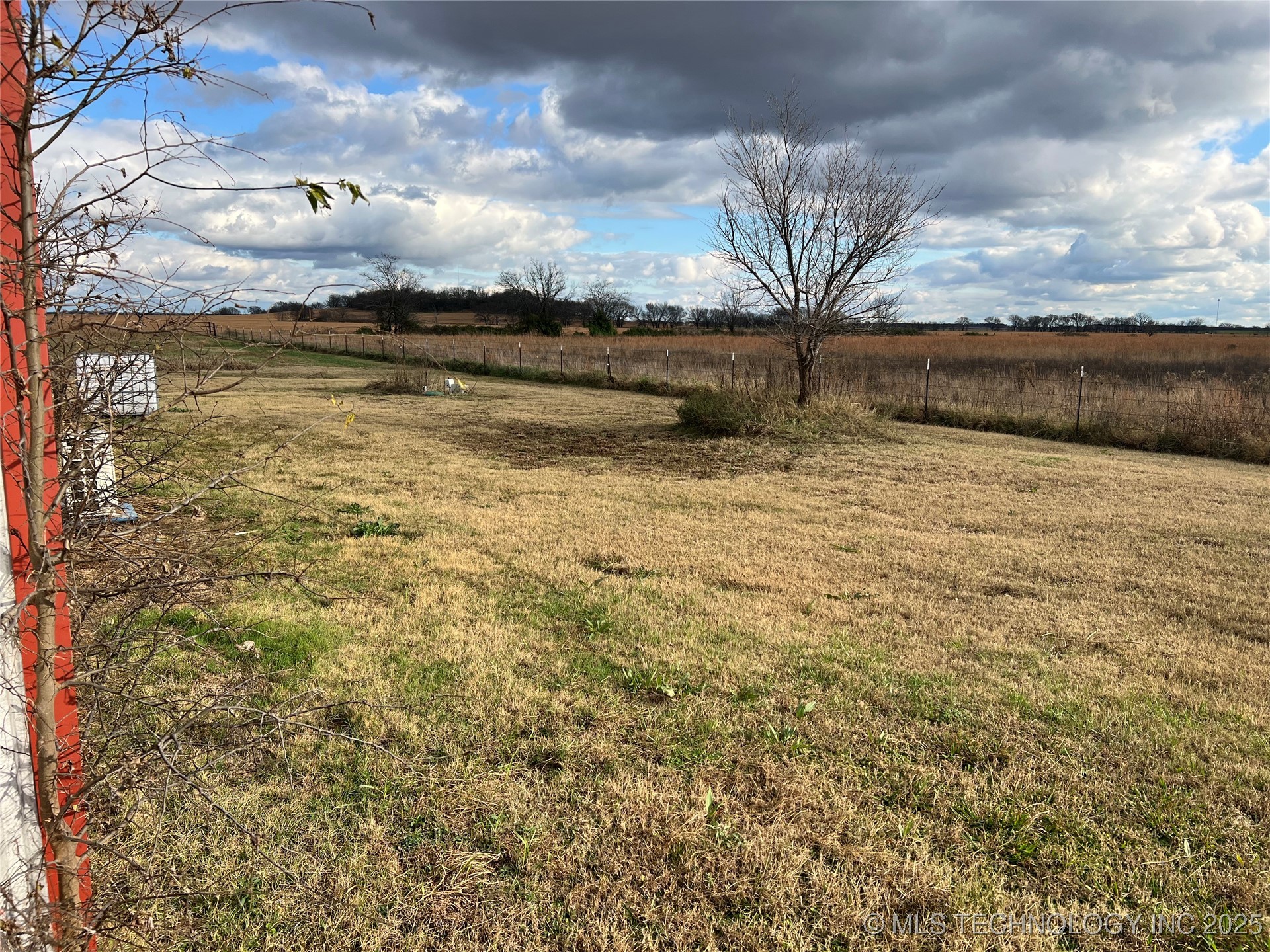 5577 W 630 Road Property Photo 14