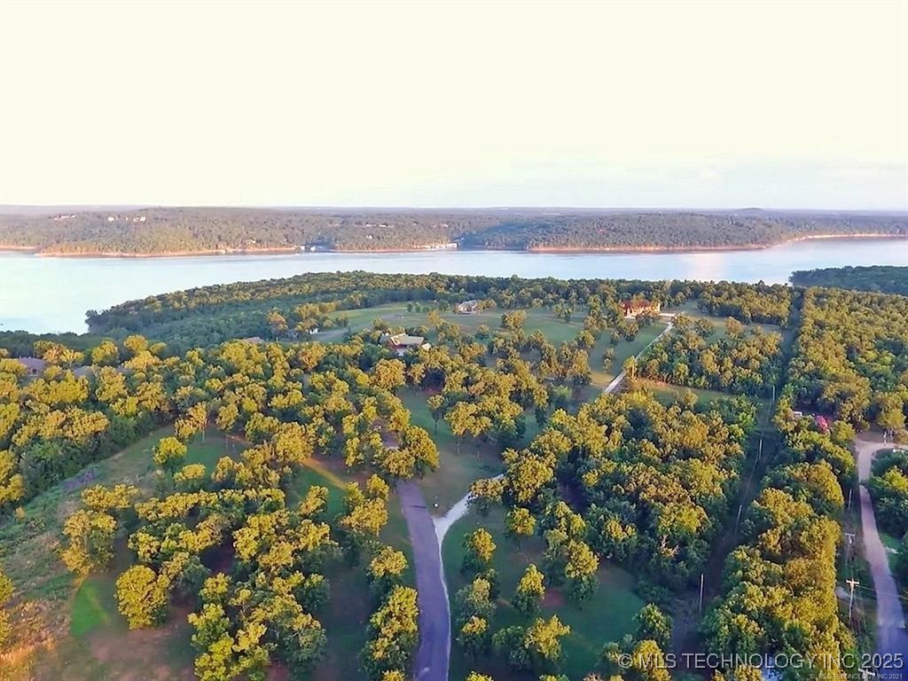 15860 W Redbud Road Property Photo 8