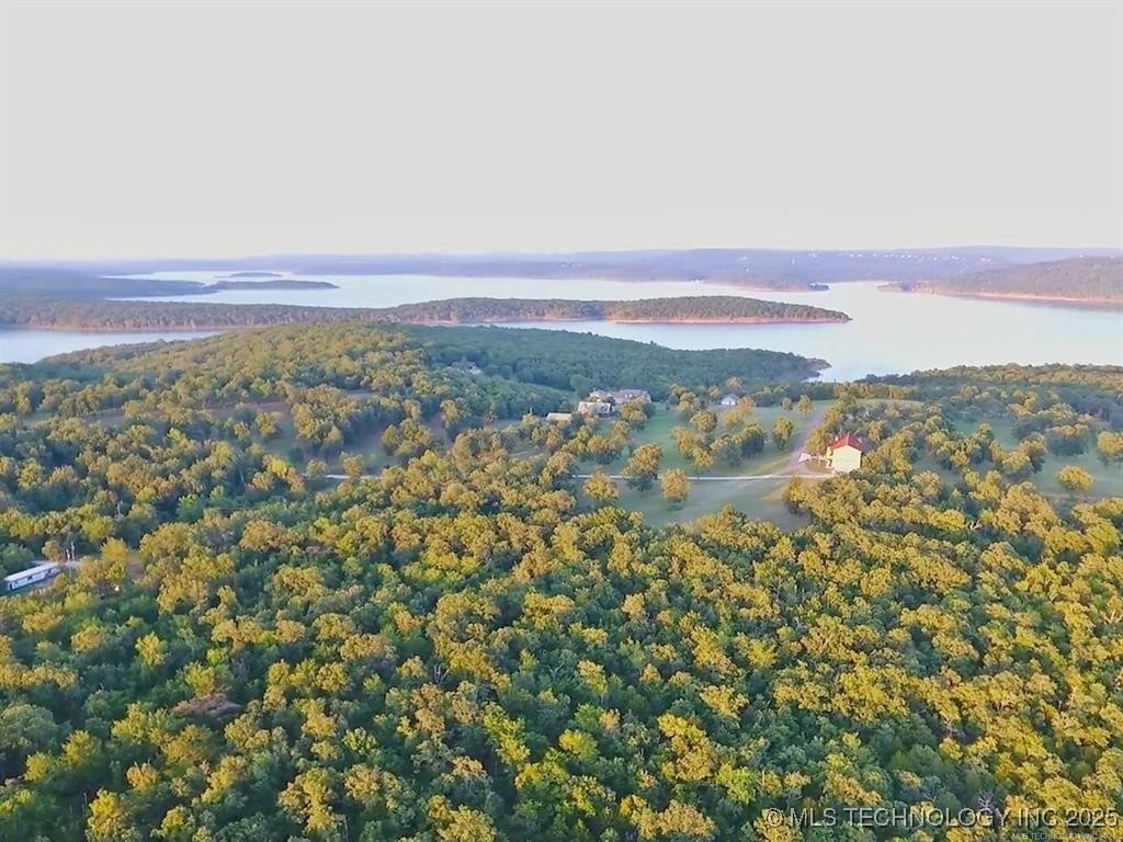 15860 W Redbud Road Property Photo 9