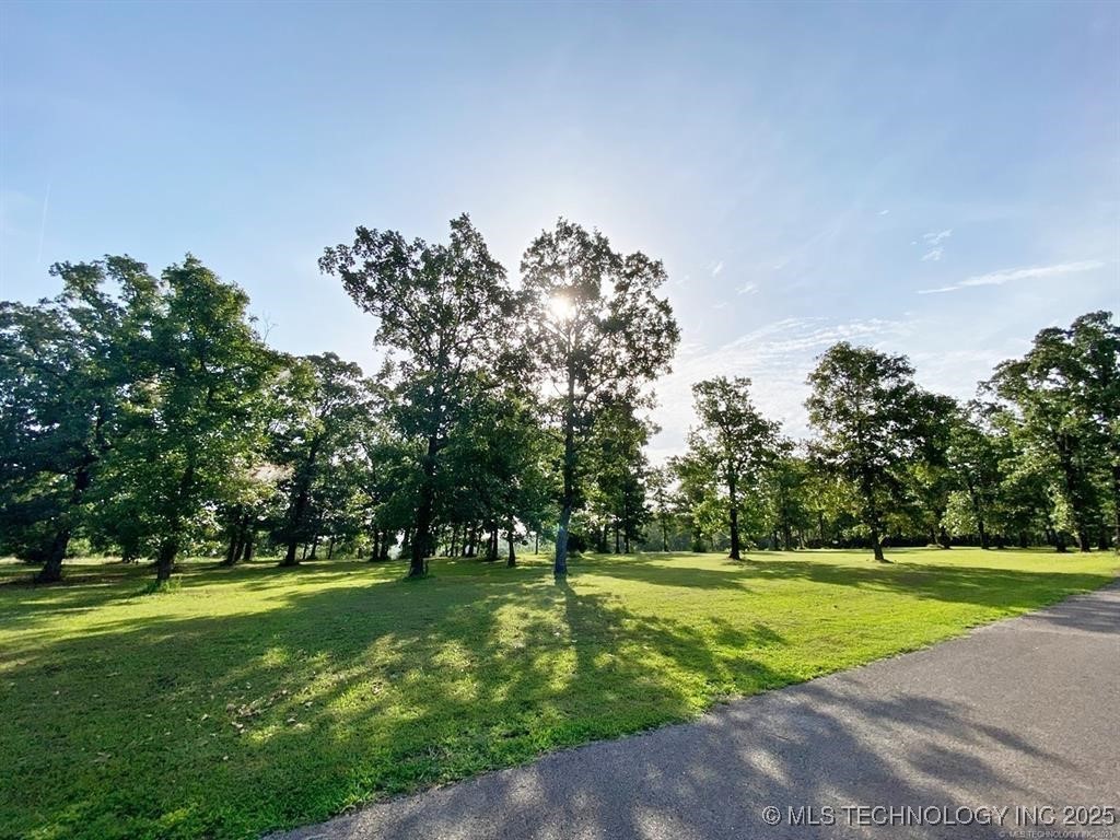 15860 W Redbud Road Property Photo 18