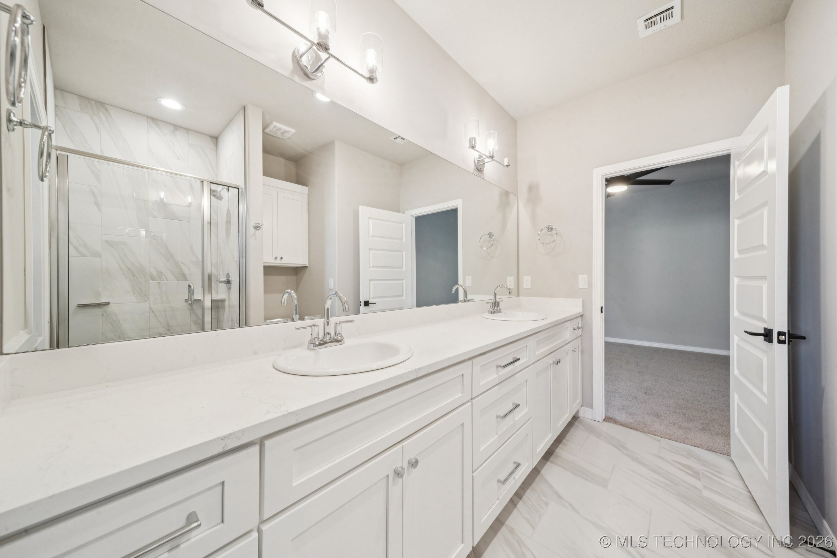 2078 E 138th Street S Property Photo 31