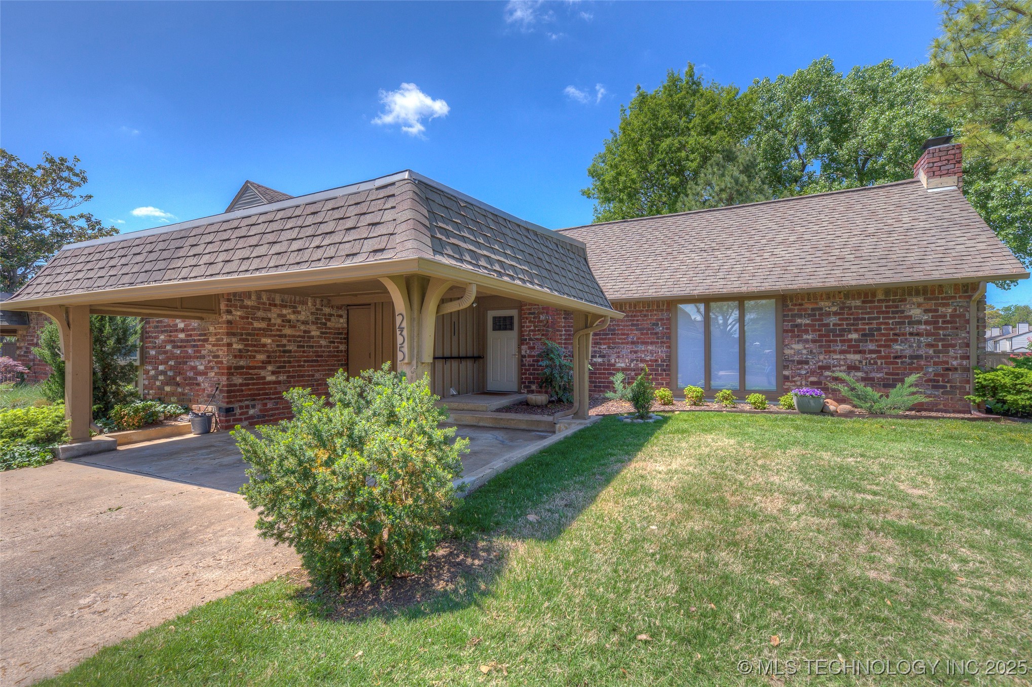 5206 S Harvard Avenue 235 Property Photo 1