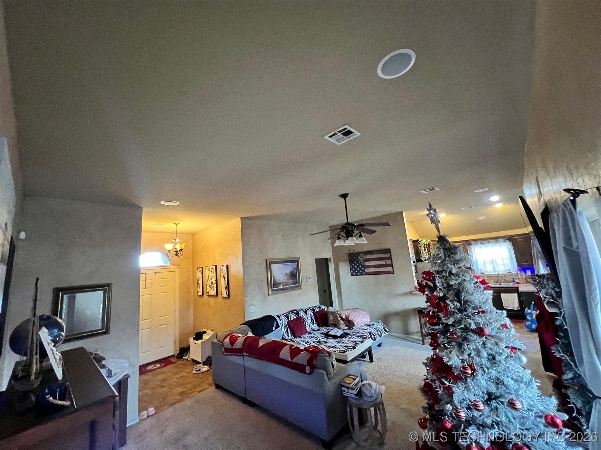 15616 S Birch Avenue Property Photo 13