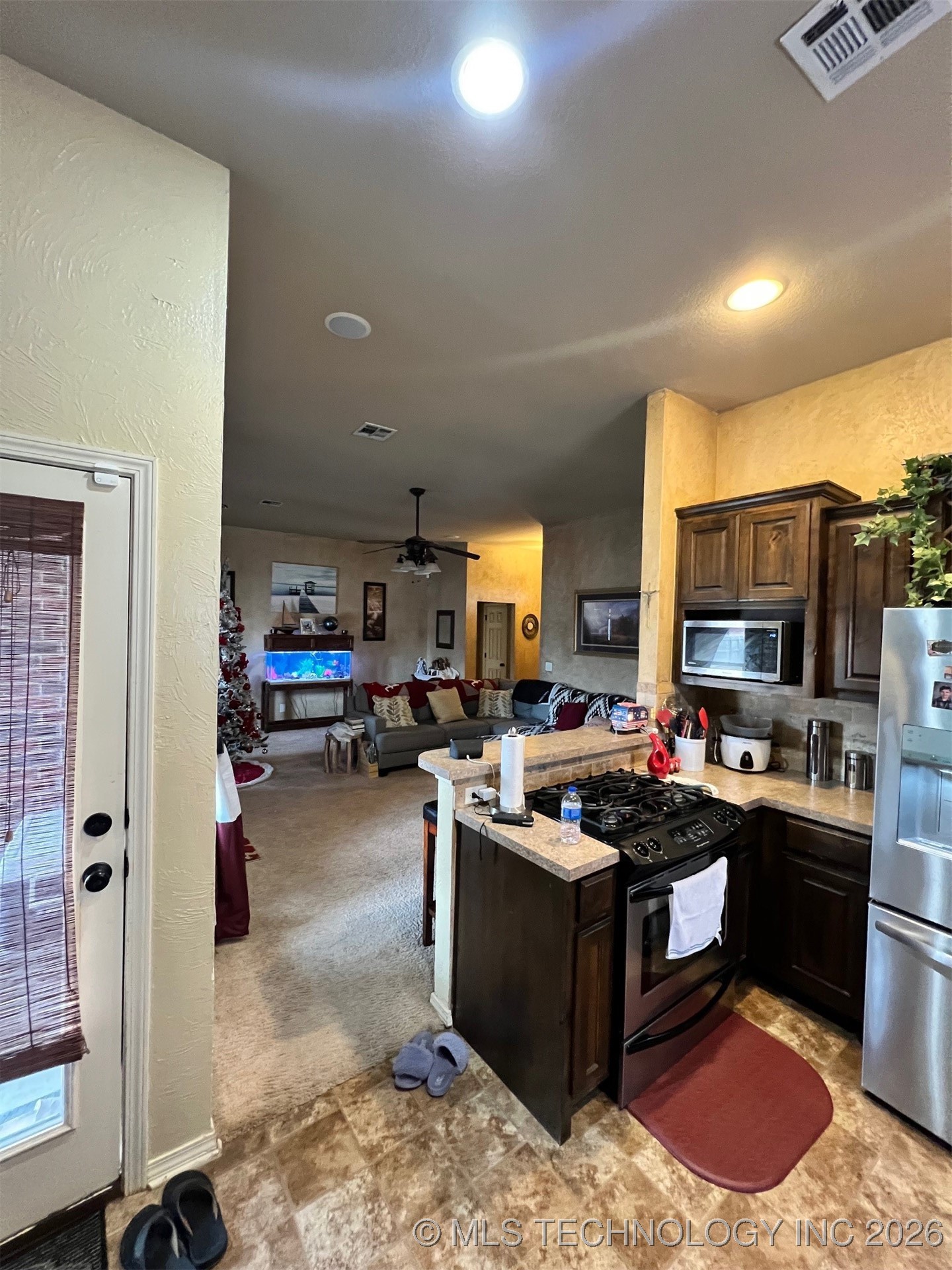 15616 S Birch Avenue Property Photo 14