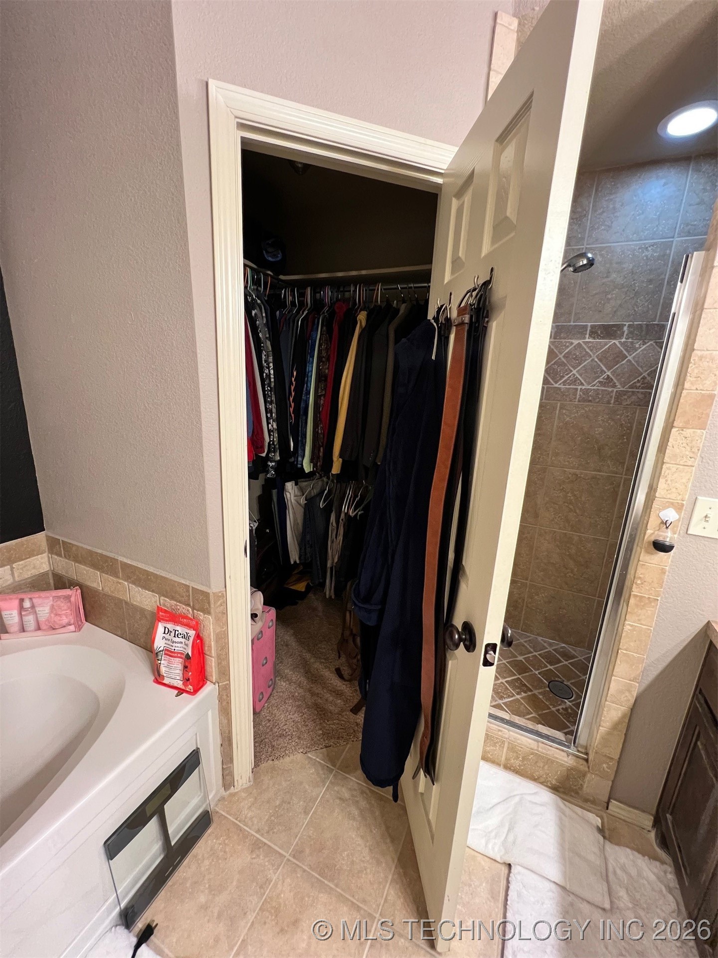 15616 S Birch Avenue Property Photo 17