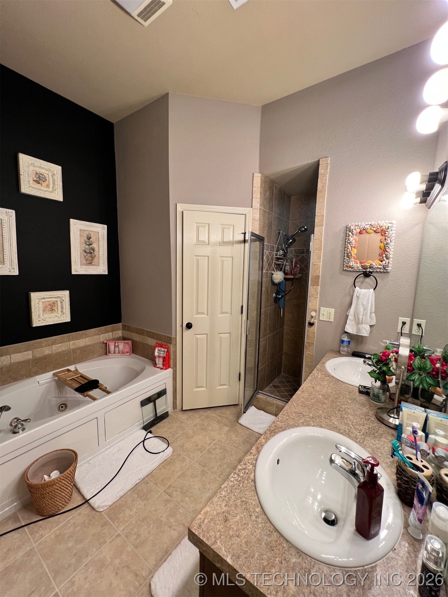 15616 S Birch Avenue Property Photo 21