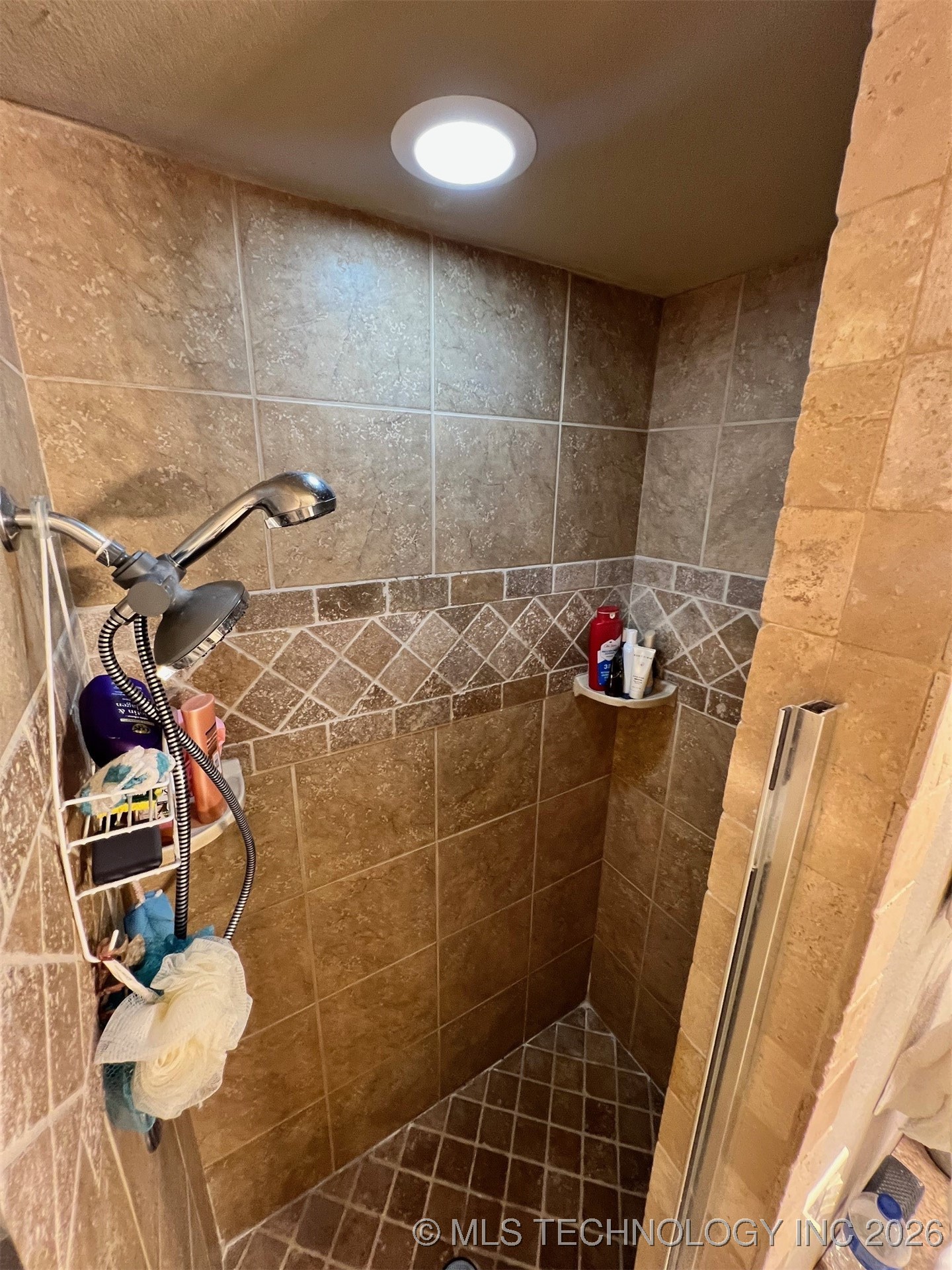 15616 S Birch Avenue Property Photo 22