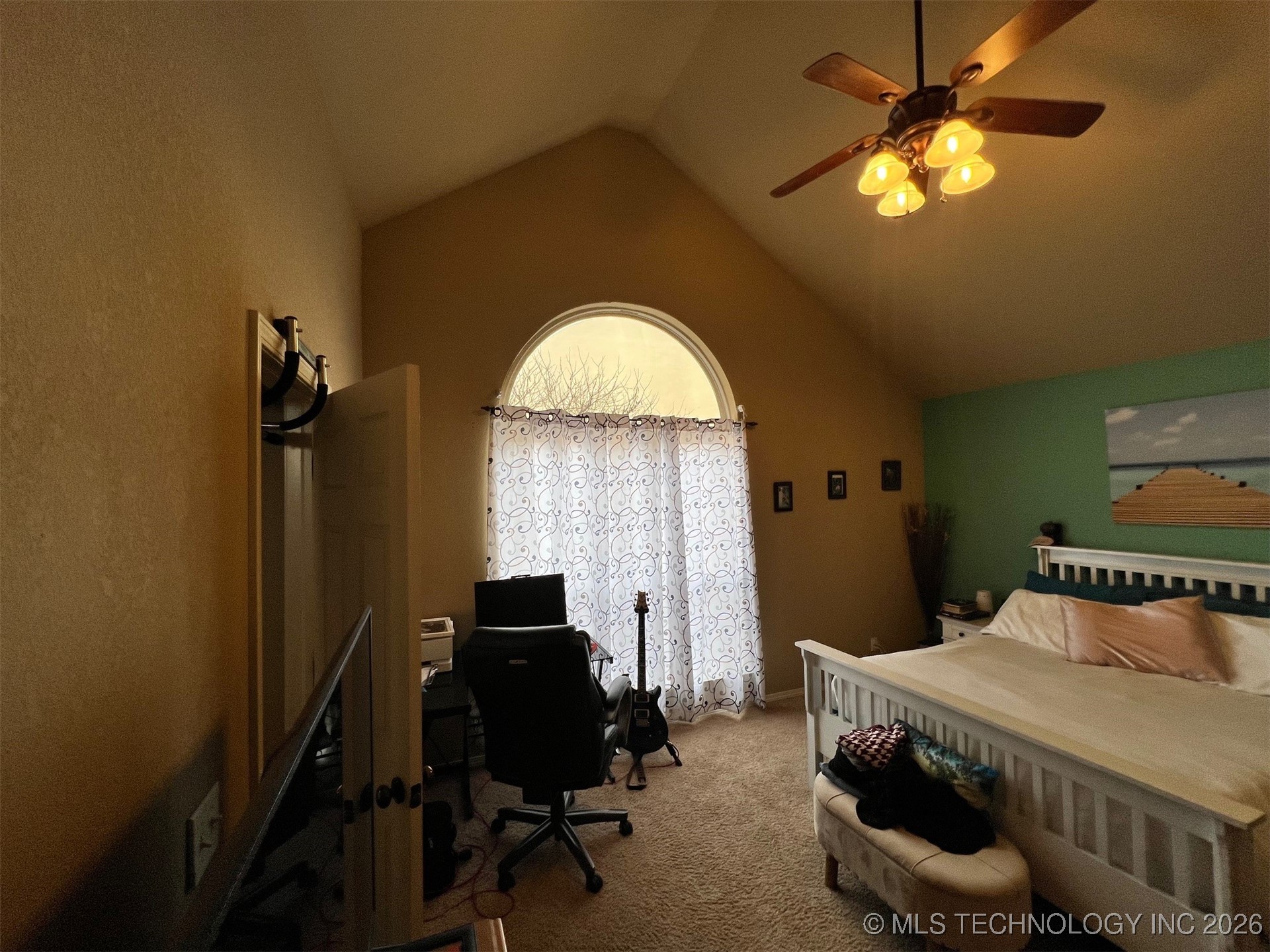 15616 S Birch Avenue Property Photo 23