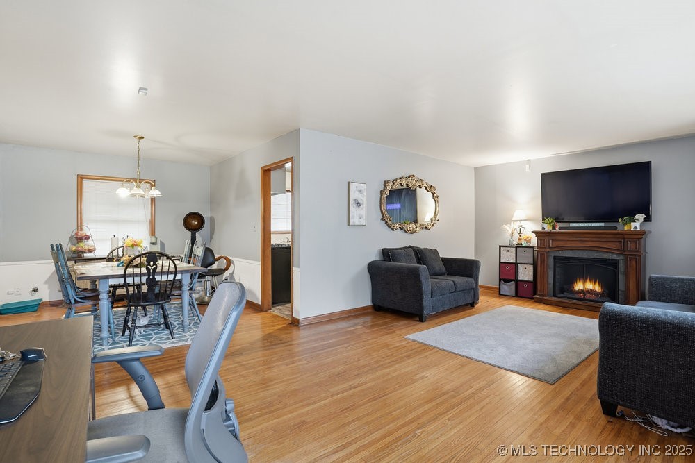 582 N Xenophon Avenue Property Photo 7