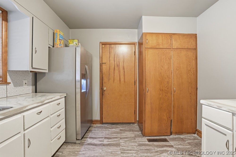 582 N Xenophon Avenue Property Photo 12