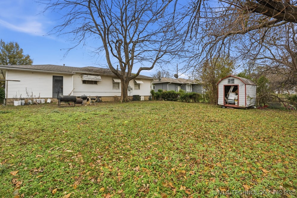 582 N Xenophon Avenue Property Photo 22