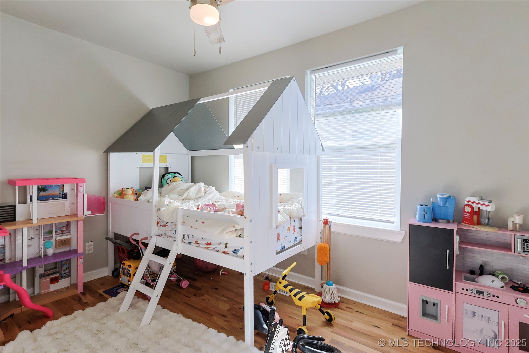 1320 S Keeler Avenue Property Photo 22