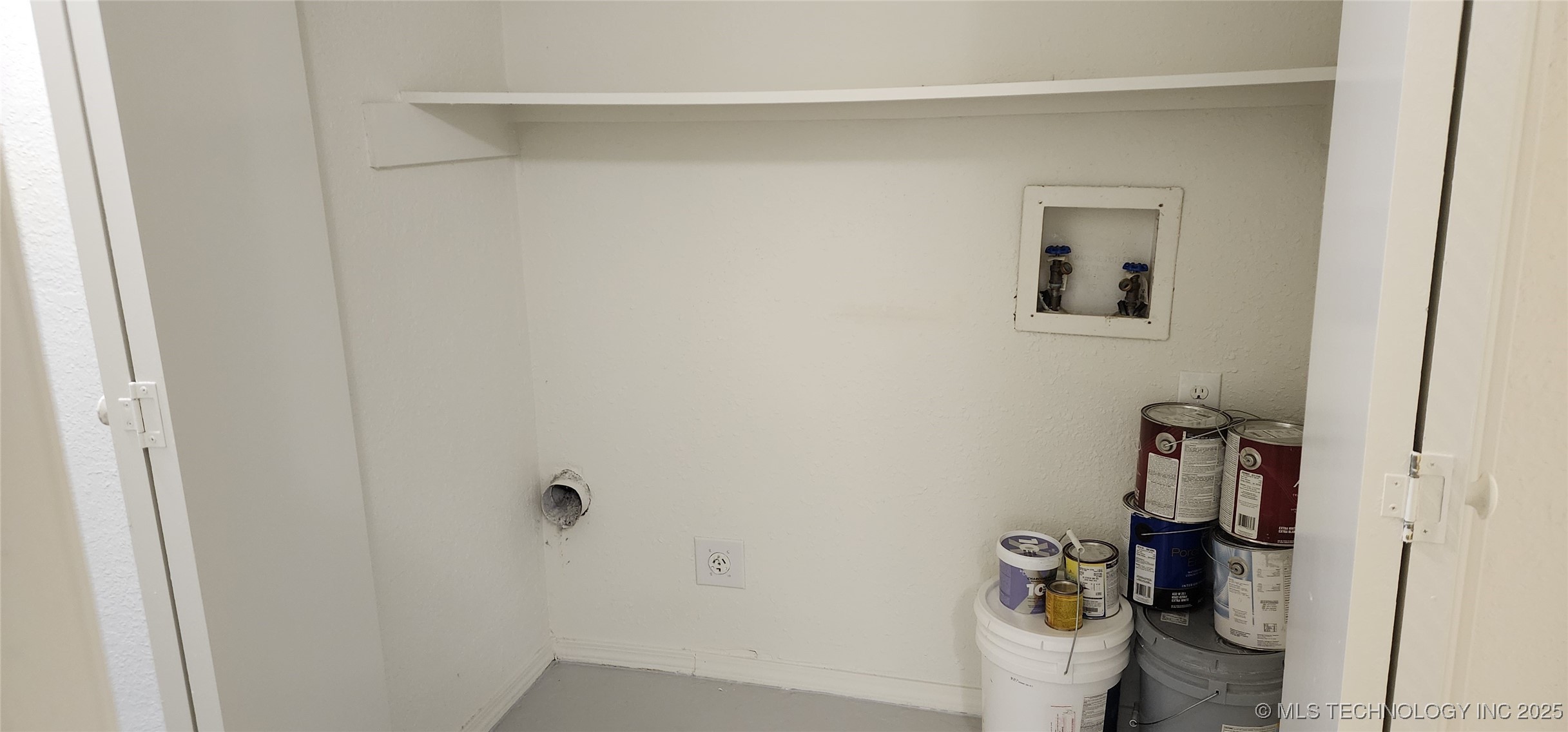 6605 S Zunis Avenue 2401 Property Photo 16