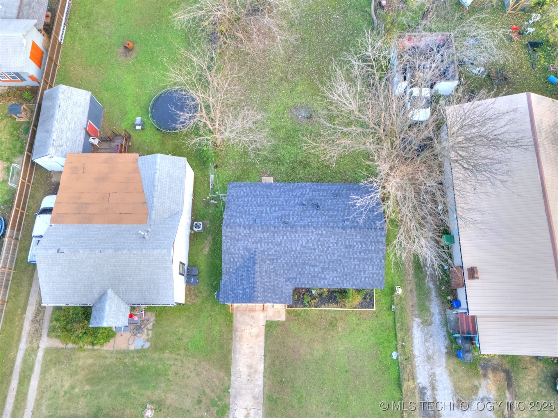 227 S Toledo Avenue Property Photo 20