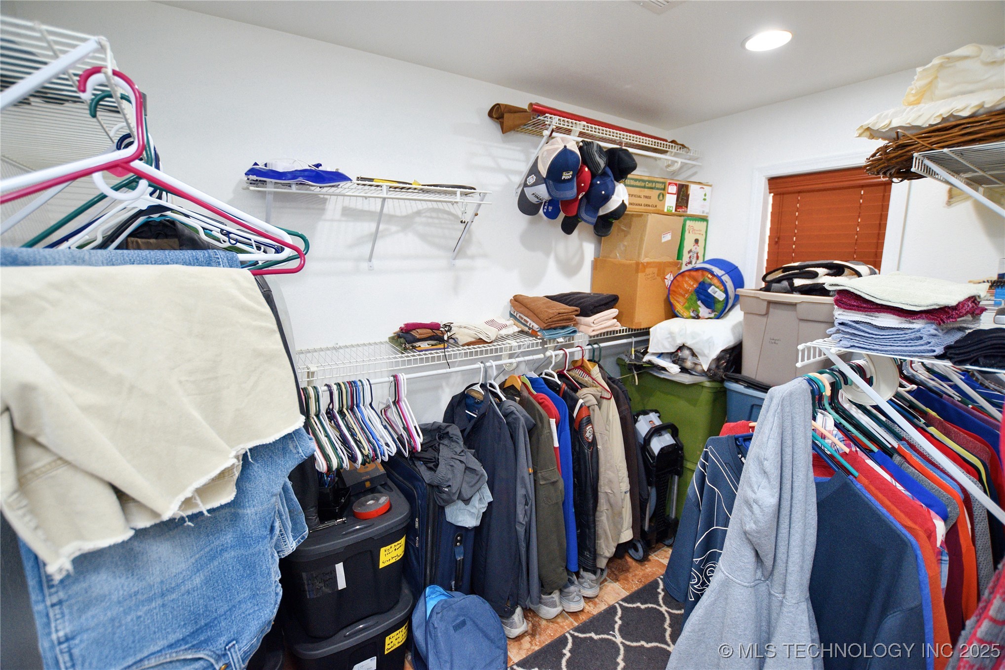 22021 E 780 Road Property Photo 9