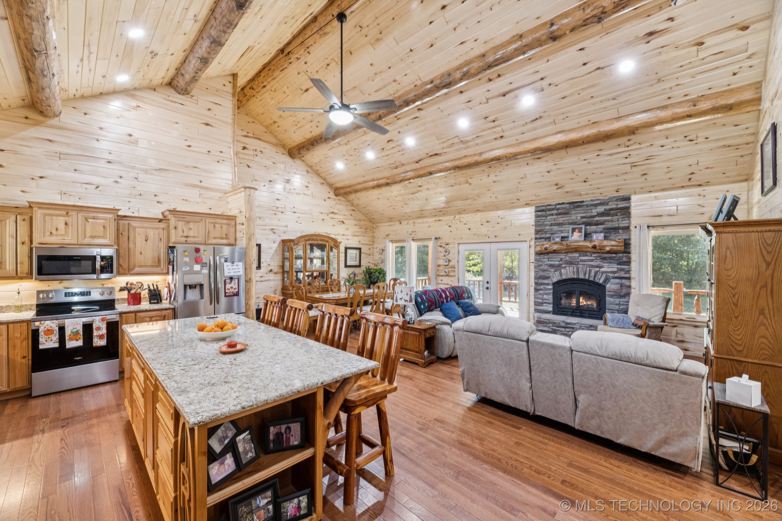 10080 E 420 Road Property Photo 9