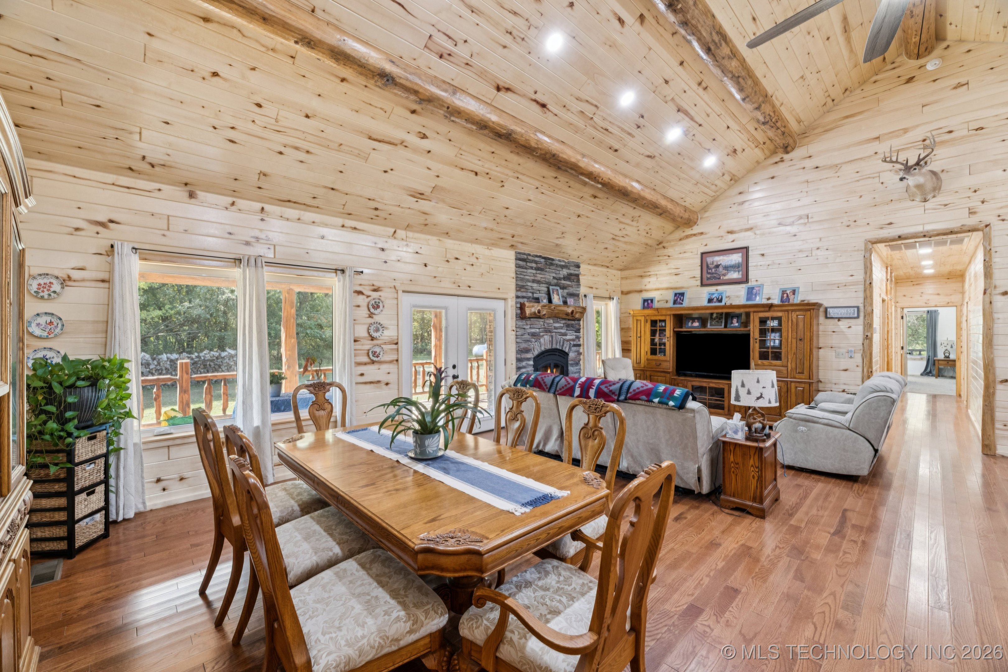 10080 E 420 Road Property Photo 15