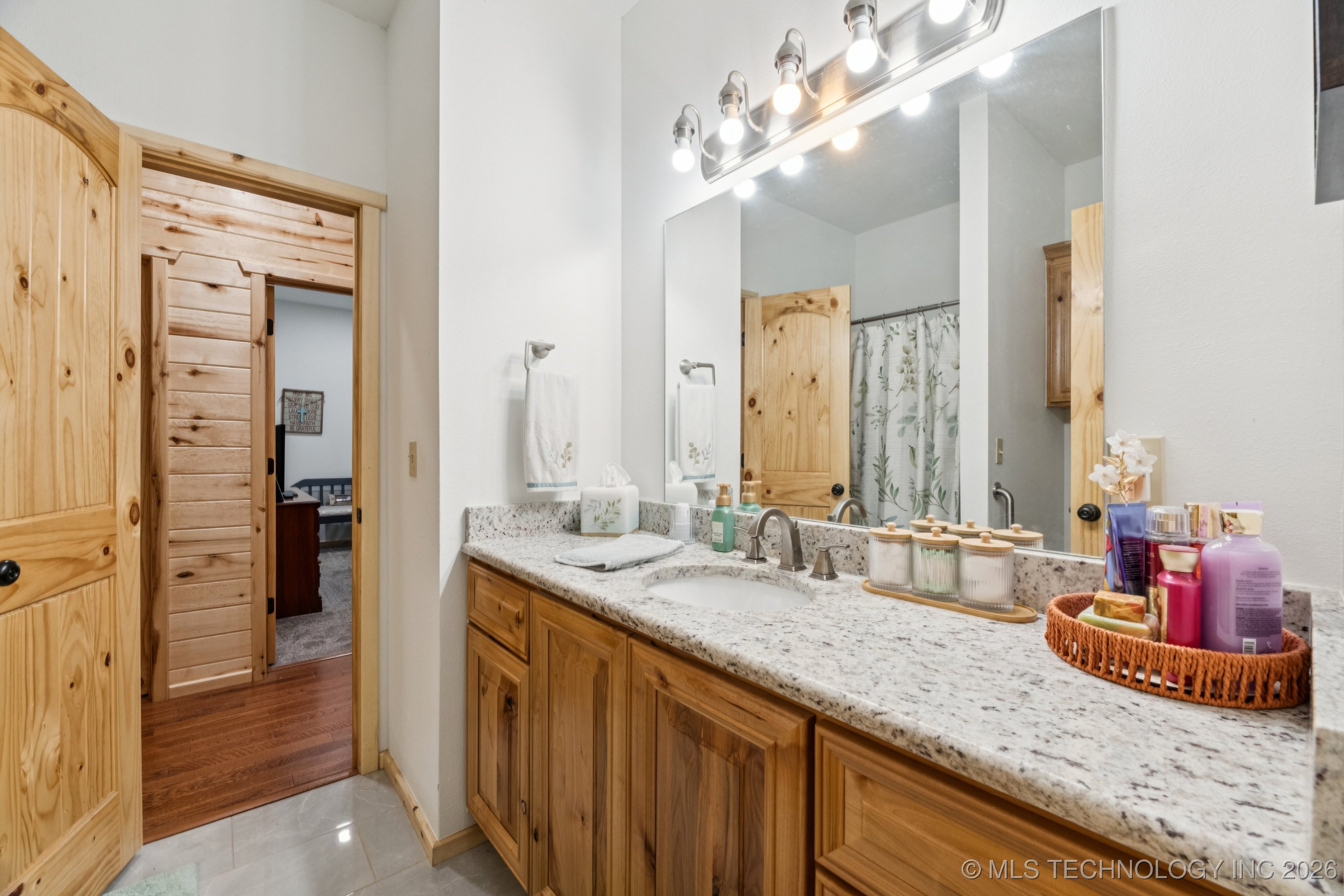 10080 E 420 Road Property Photo 25