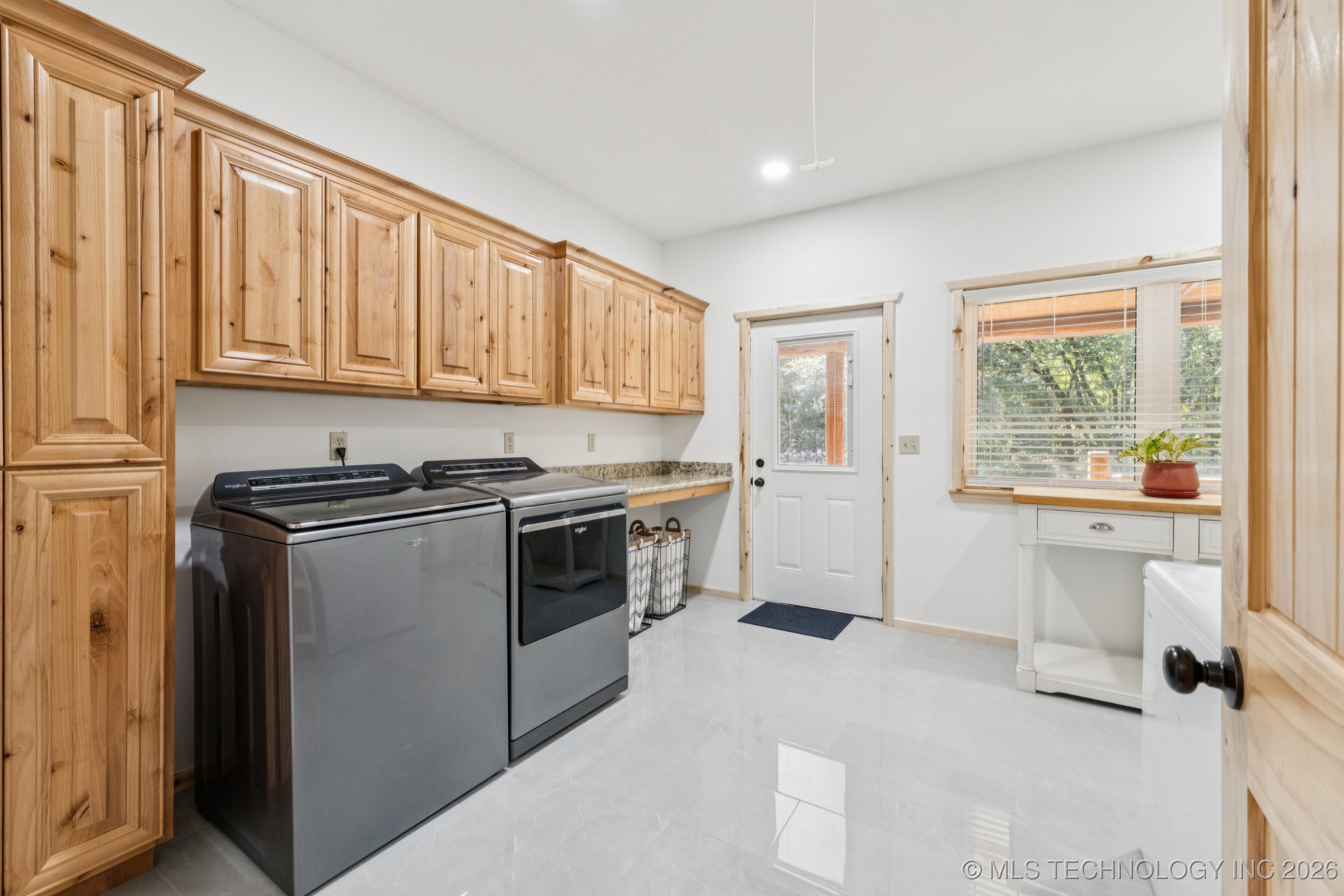 10080 E 420 Road Property Photo 27