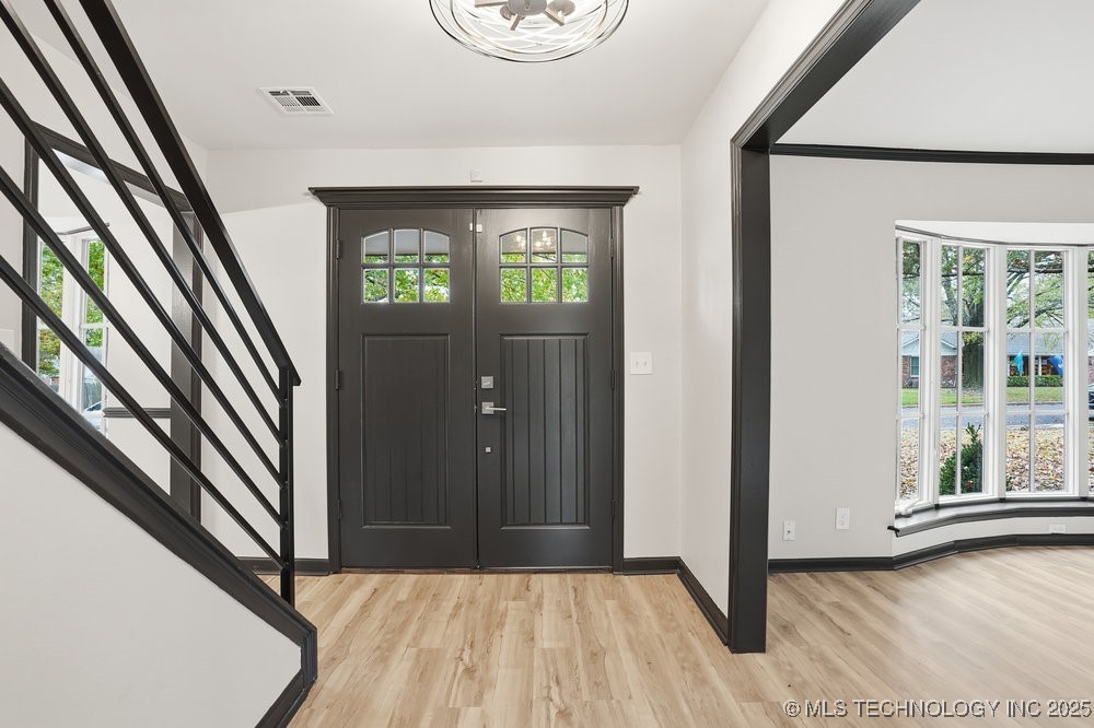 6777 S 71st East Avenue Property Photo 7