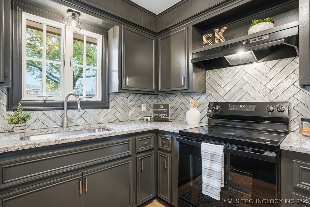 6777 S 71st East Avenue Property Photo 21