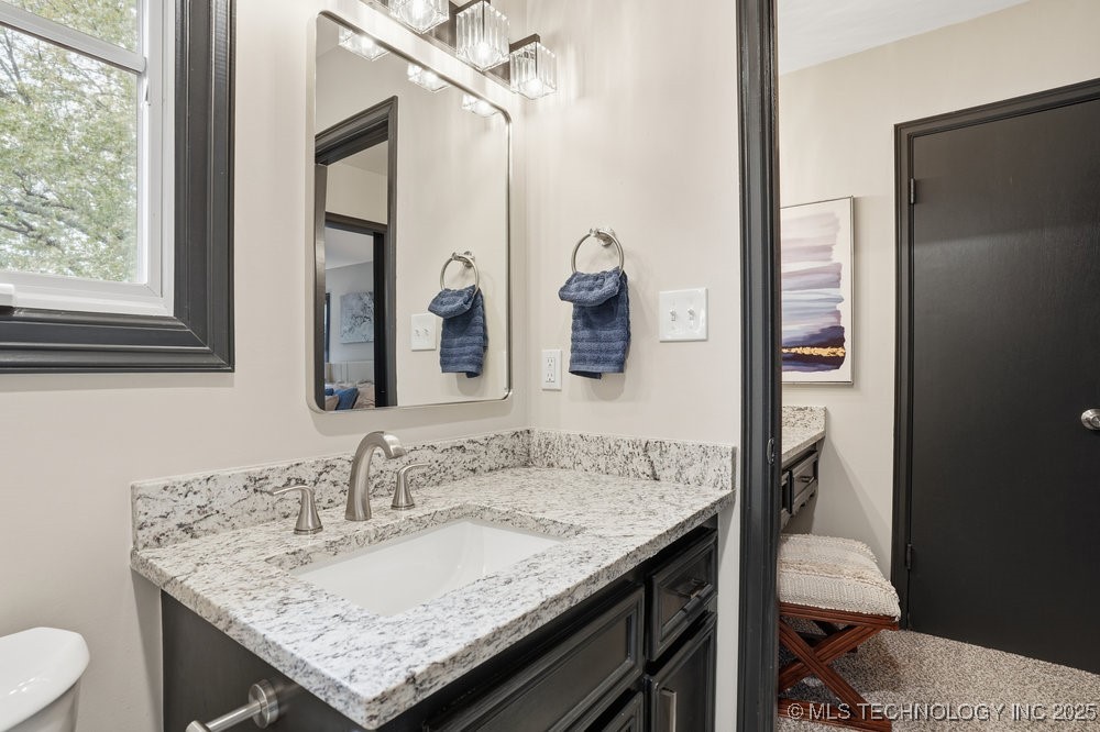 6777 S 71st East Avenue Property Photo 33