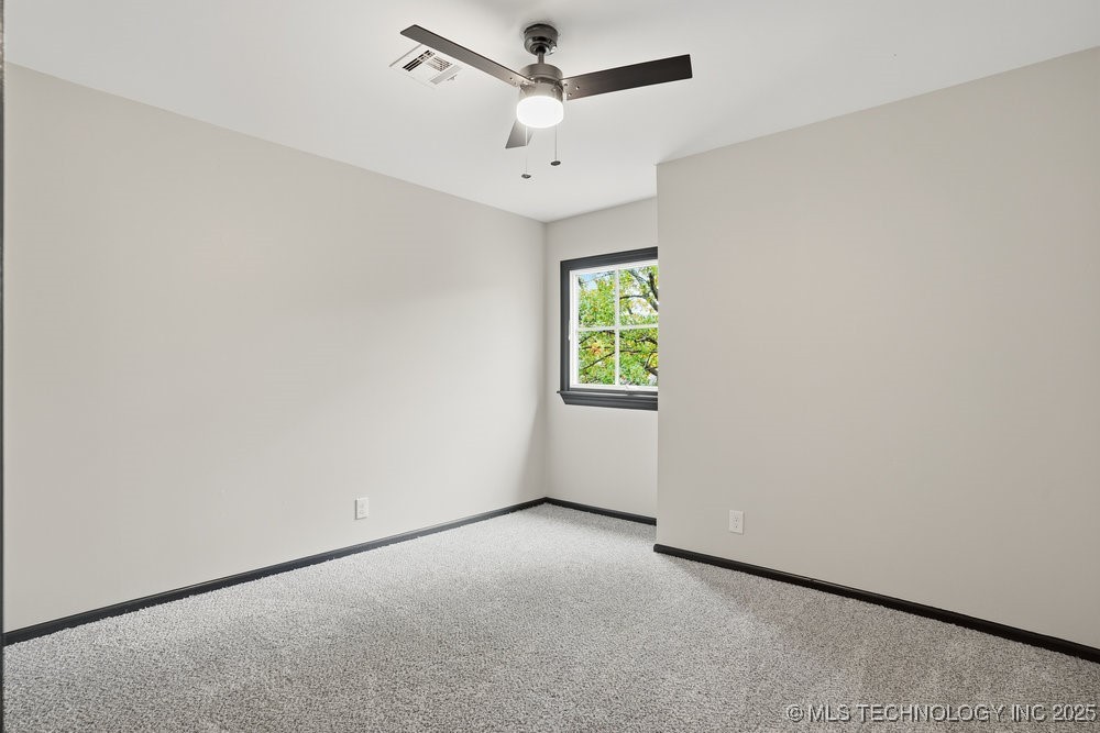 6777 S 71st East Avenue Property Photo 38