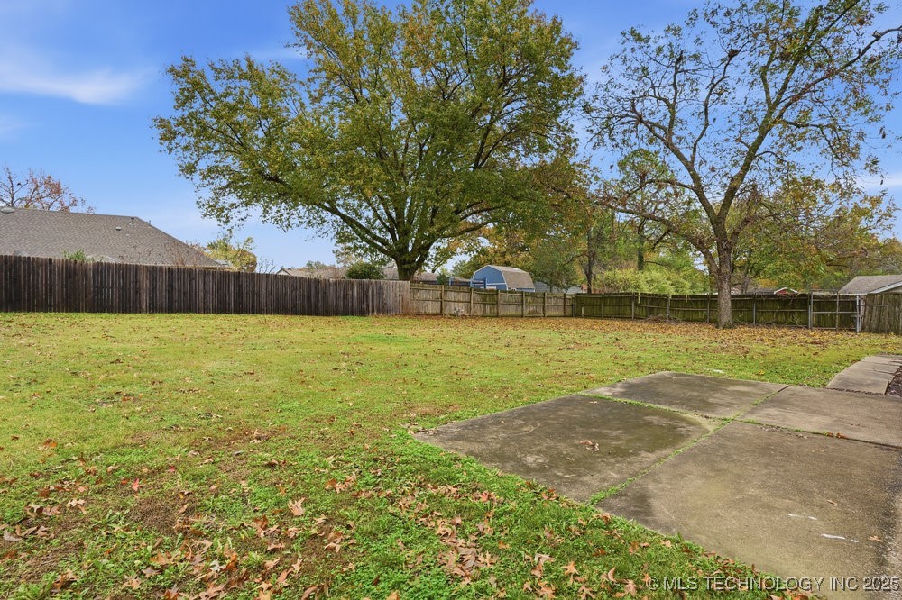 6777 S 71st East Avenue Property Photo 39