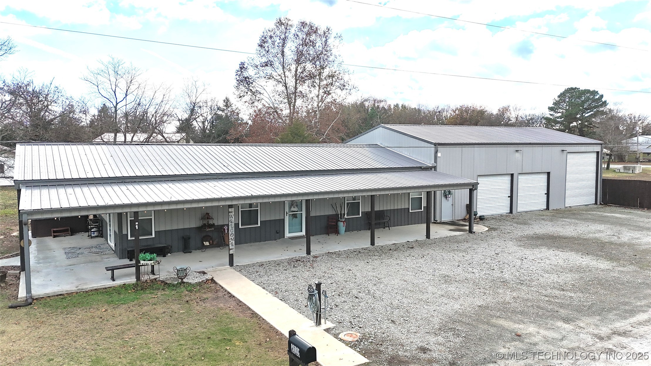 421298 E 1168 Road Property Photo 1