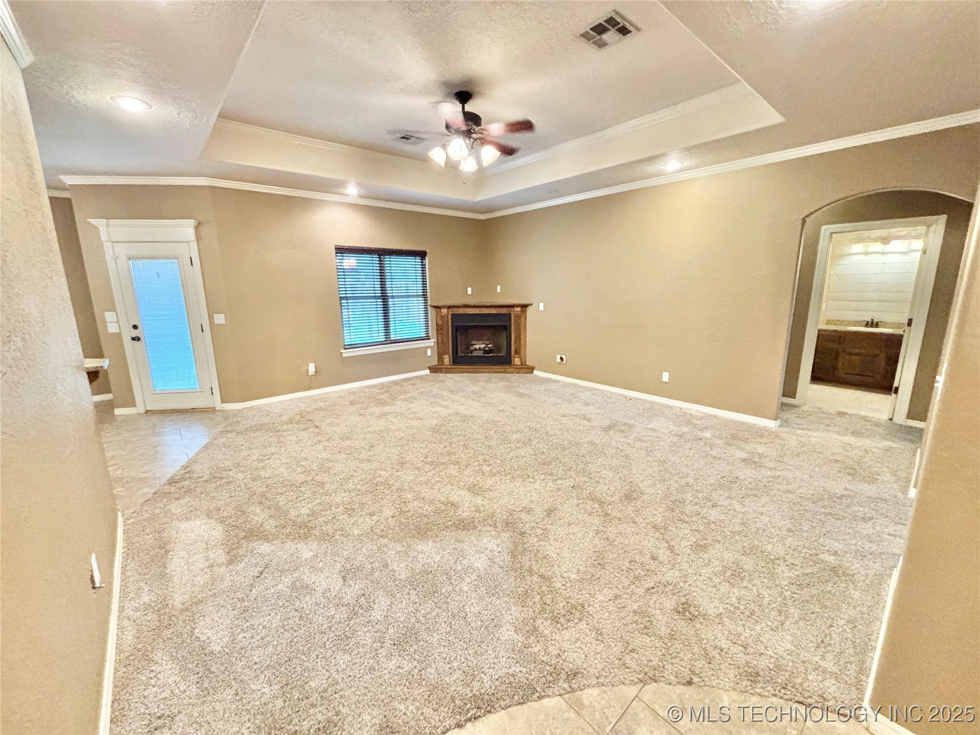 1714 E Old Military Road Property Photo 8