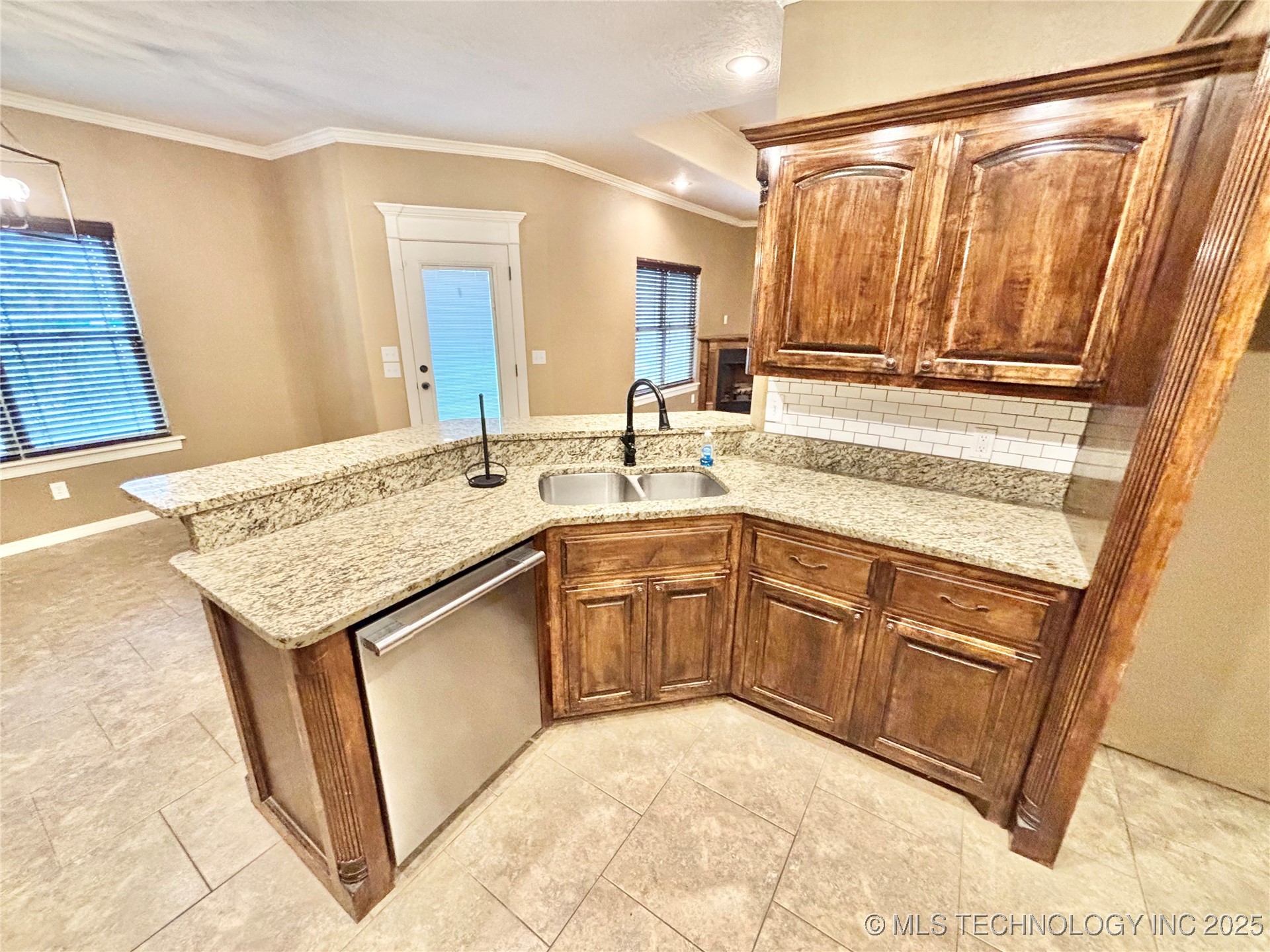 1714 E Old Military Road Property Photo 13