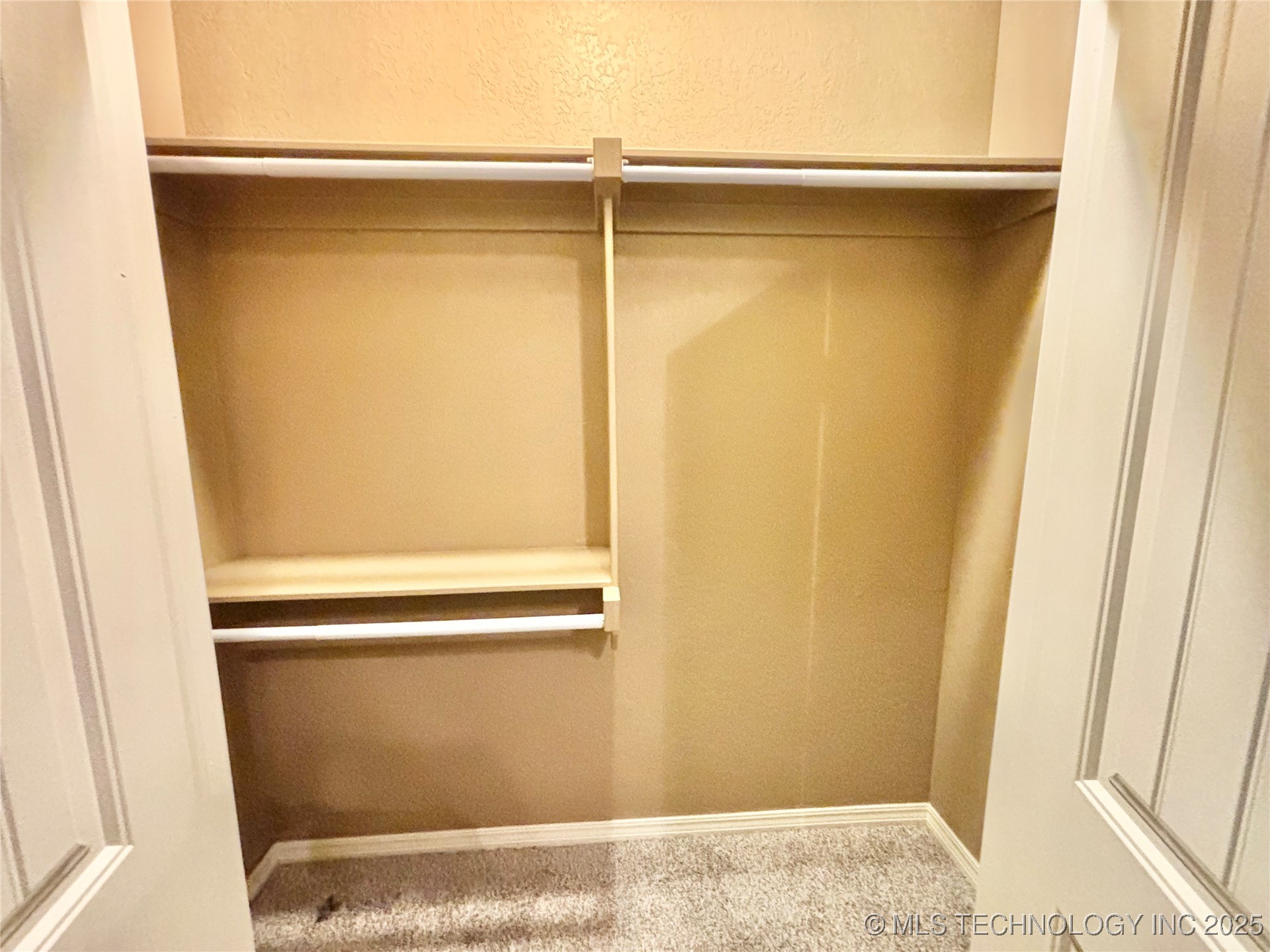 1714 E Old Military Road Property Photo 33