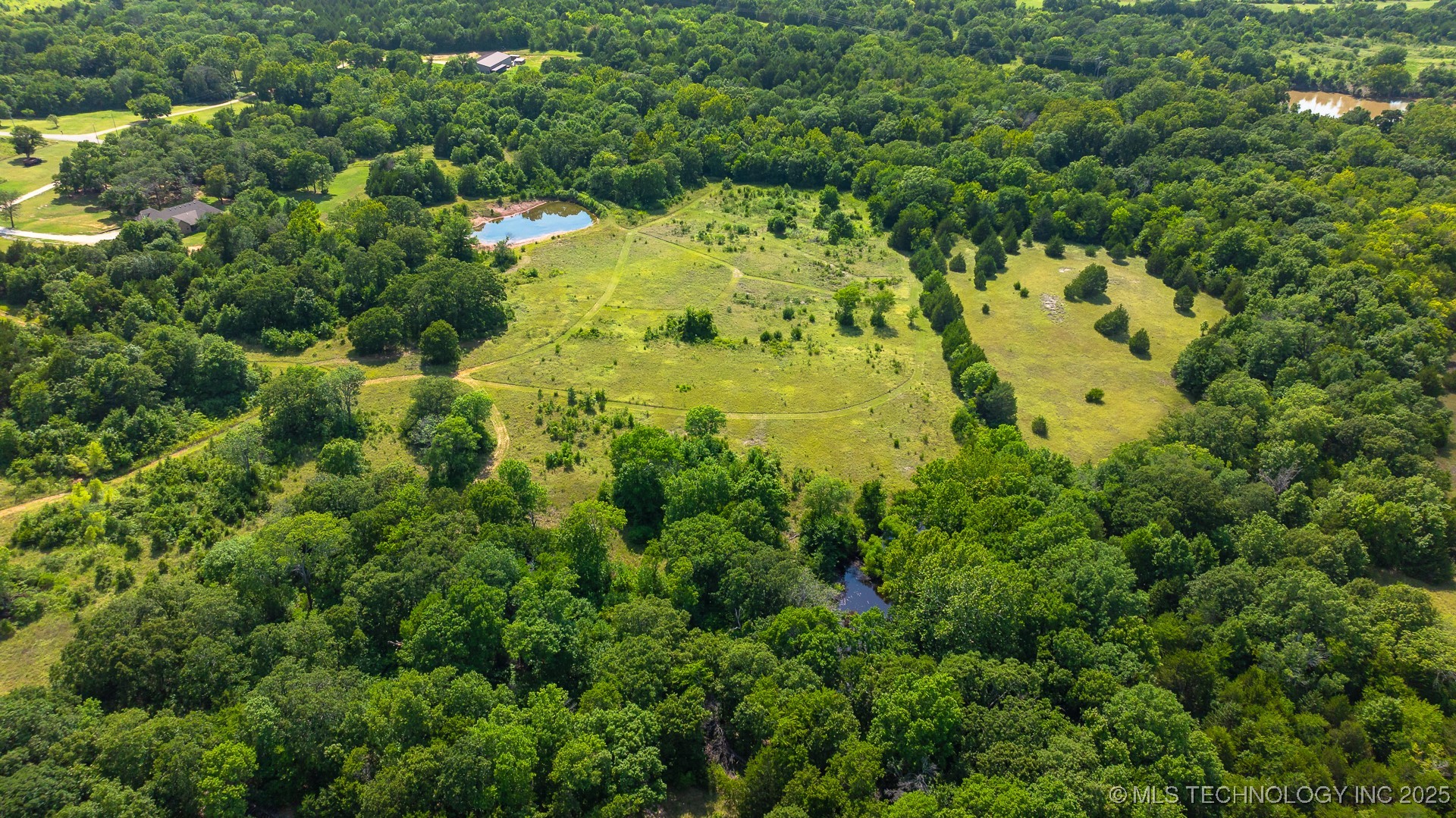 County Road 3530 Property Photo 25